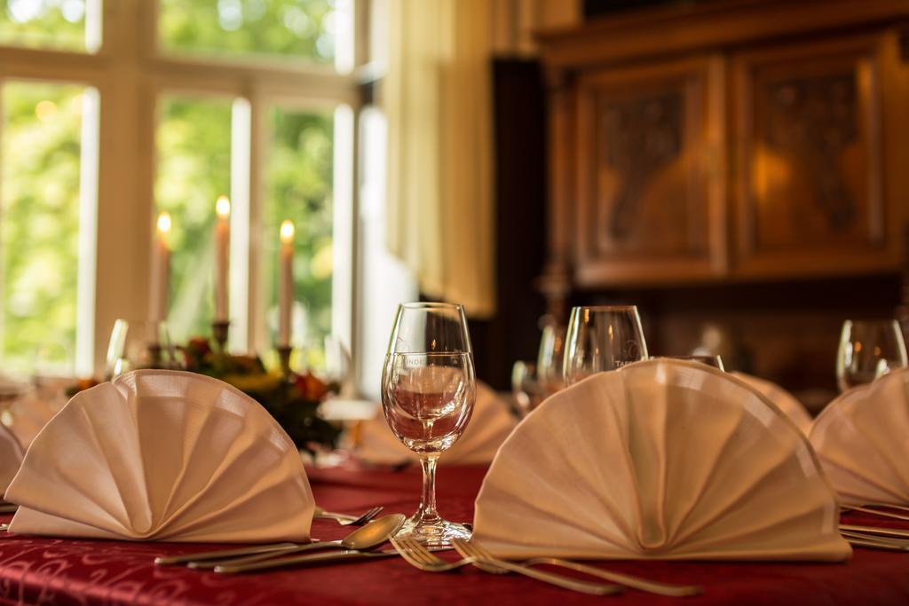 Hotel Leyscher Hof Leutesdorf エクステリア 写真