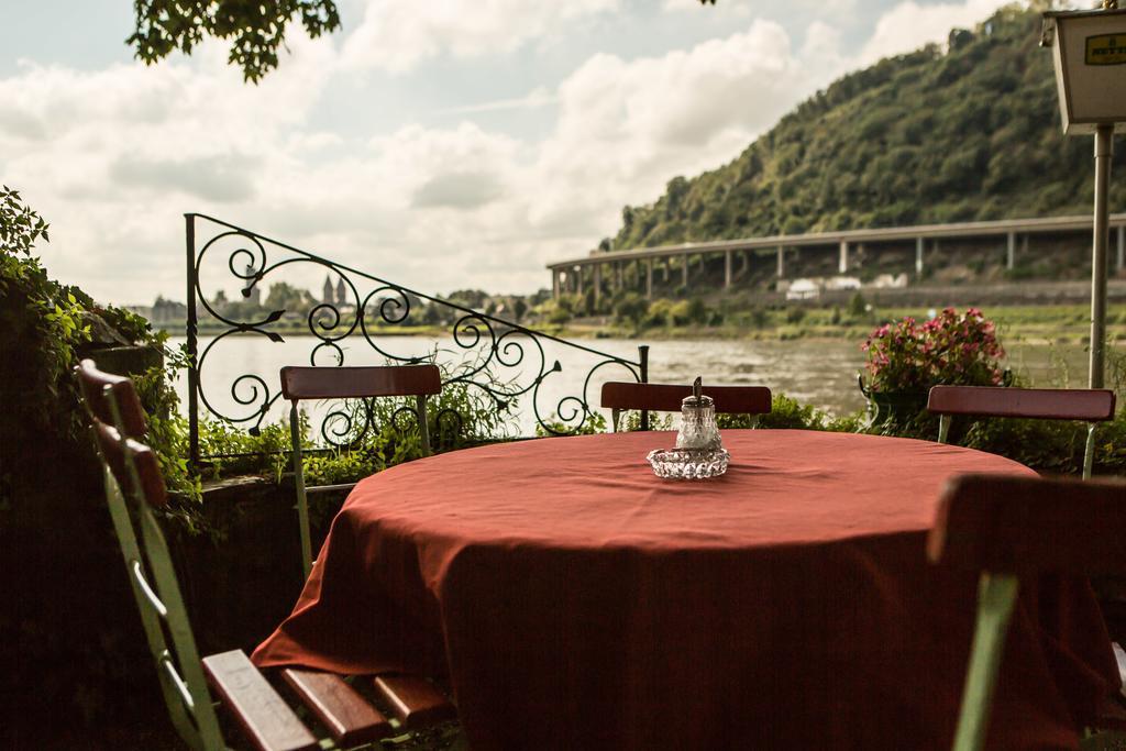 Hotel Leyscher Hof Leutesdorf エクステリア 写真
