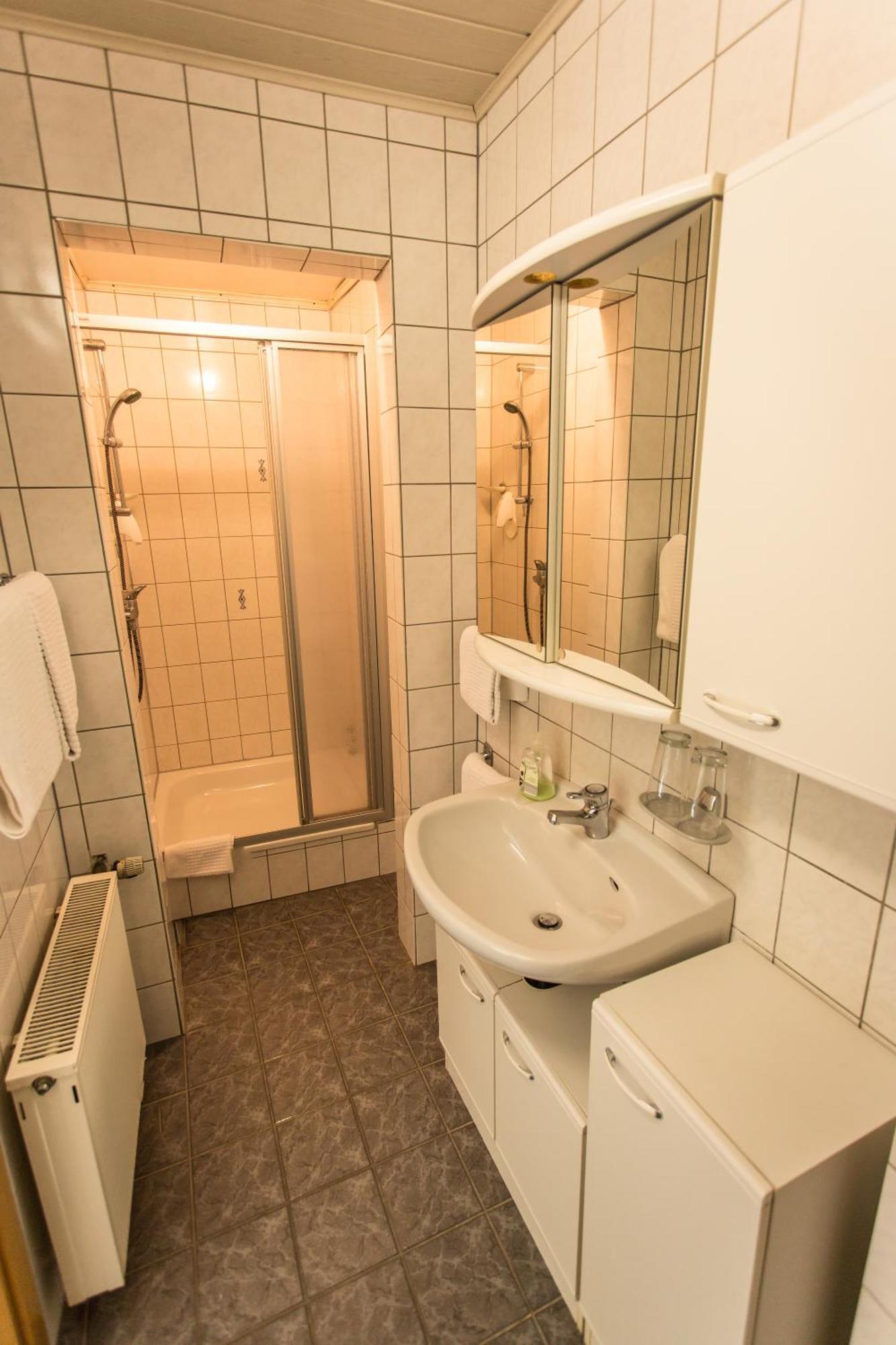 Hotel Leyscher Hof Leutesdorf 部屋 写真